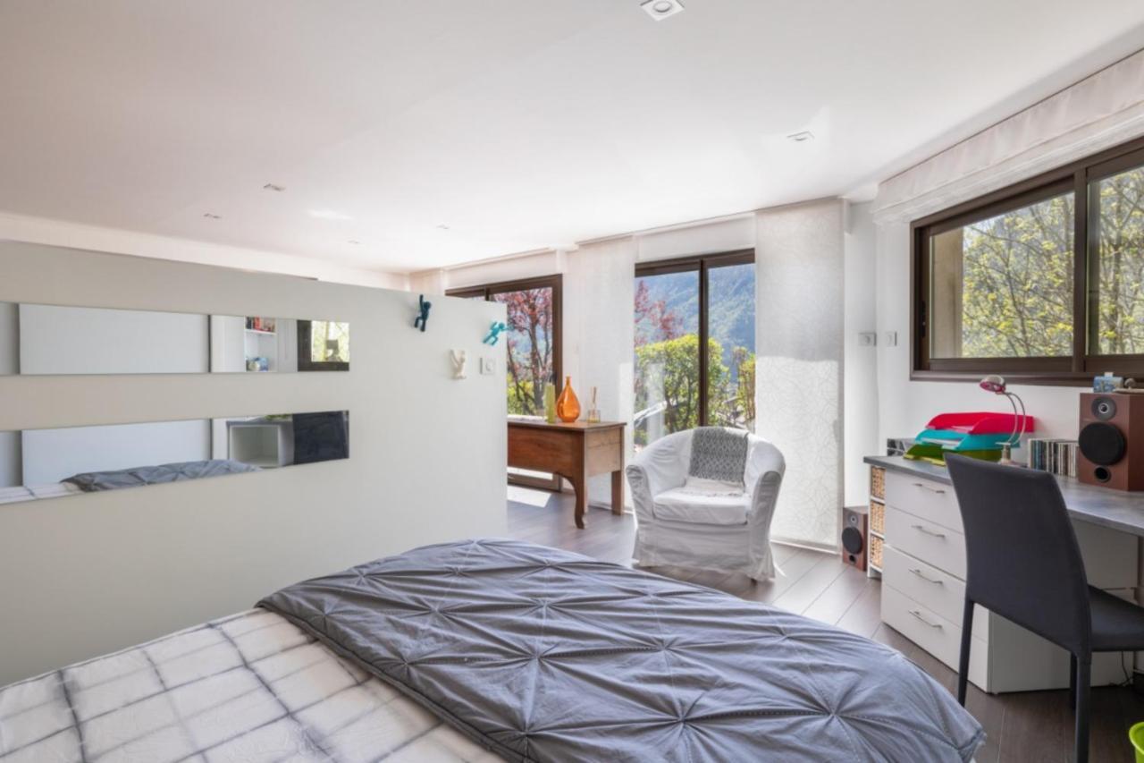 La Tour 74 Apartment โธนส์ ภายนอก รูปภาพ